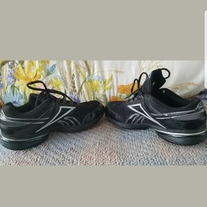 🦄Womens easytone running shoes 8 1/2